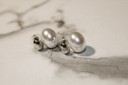 Statement Pearl Earrings